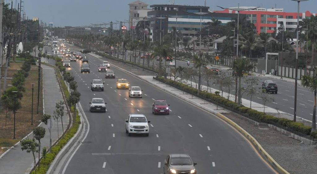 Mejoramiento vial en avenida
