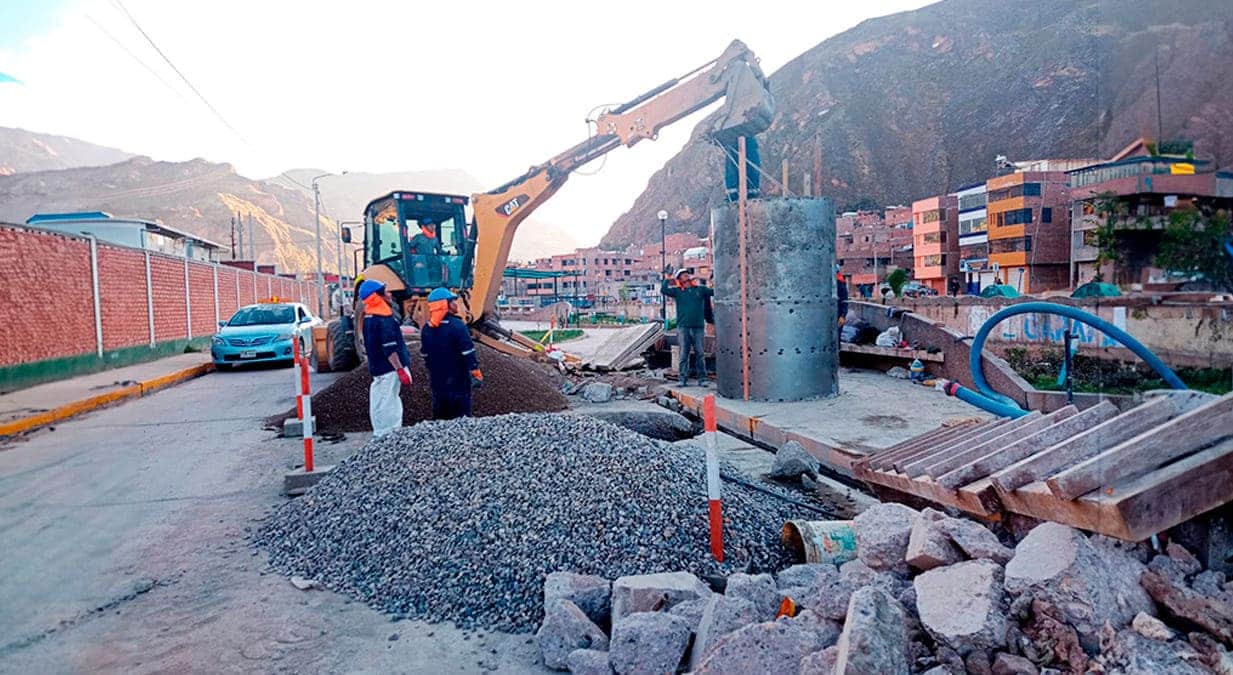 Trabajos se desarrollan en simultáneo en el casco urbano y en las riberas del río Ichu.
