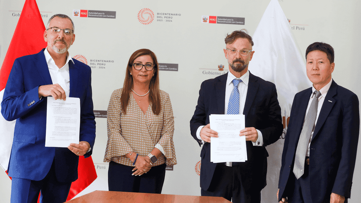 ARCC firma contrato de diseño del drenaje pluvial de Tumbes