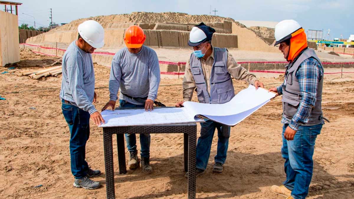 Chan Chan Avanzan obras de muro perimetral e infraestructura turística