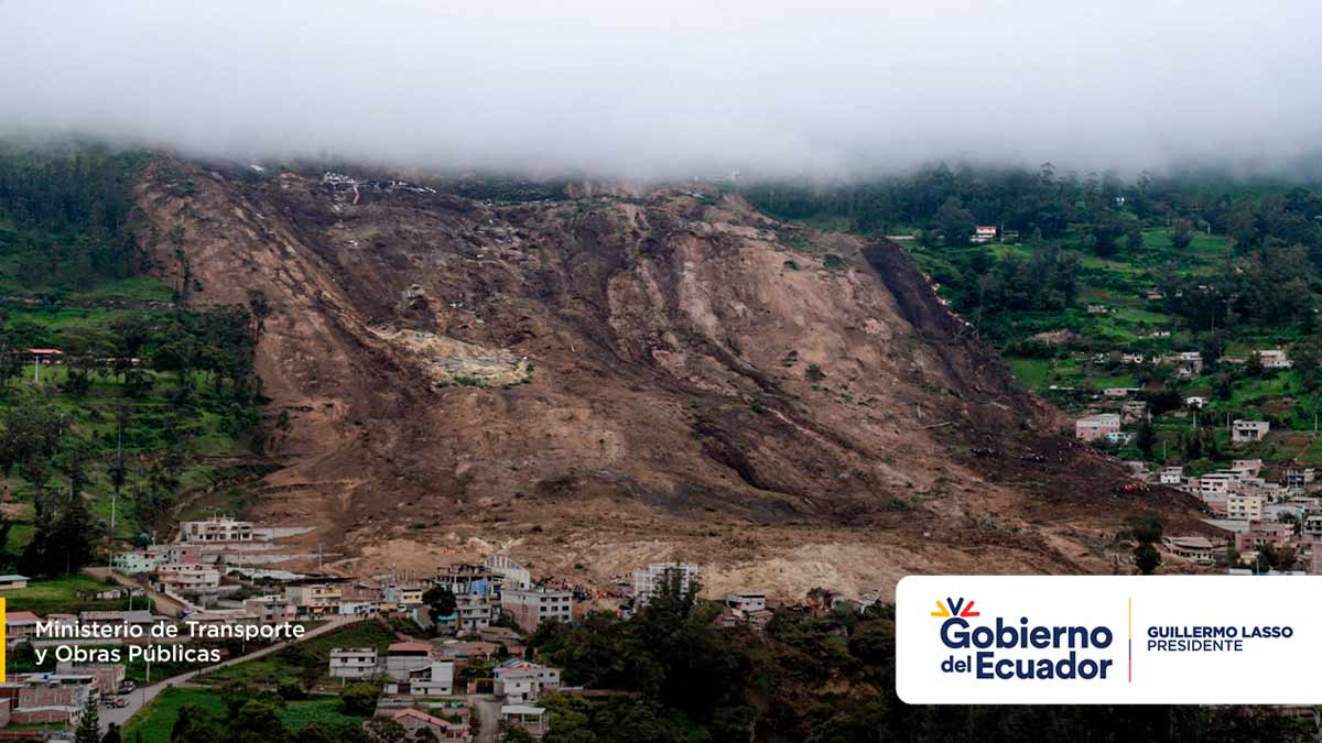 Ecuador: Avanzan con estudios para construcción de vía en Alausí