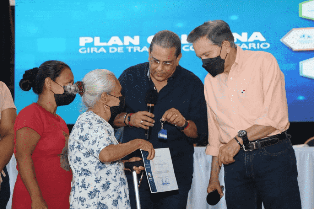 Panamá beneficia a 184 familias coclesanas con nuevas viviendas