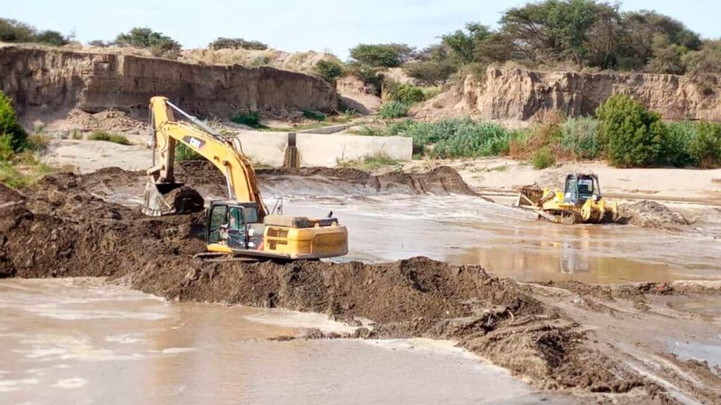 Lambayeque ARCC inicia limpieza y descolmatación del río Reque