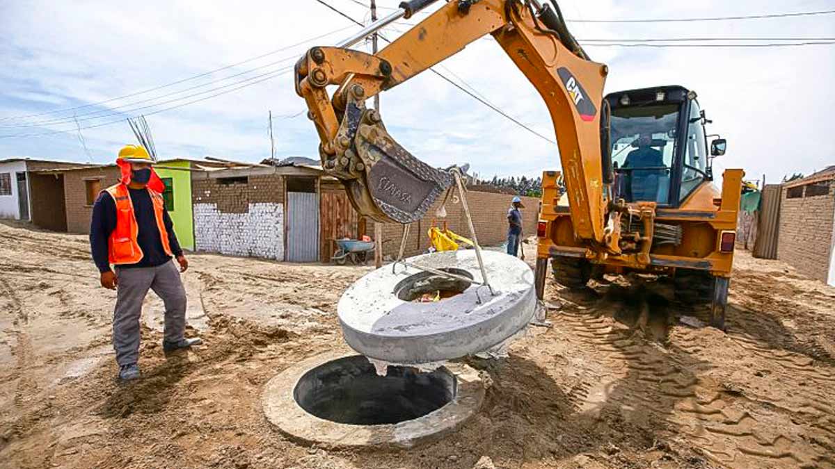 MVCS impulsa obras de agua y saneamiento
