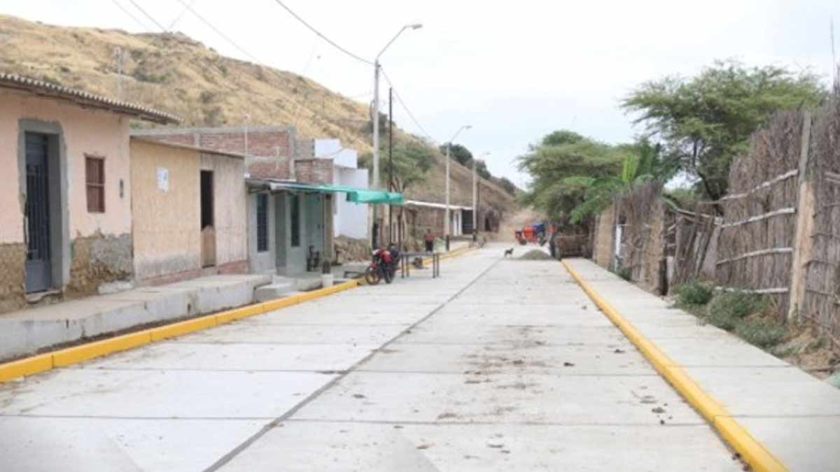 Piura: Obra de pistas y veredas de Pueblo Nuevo de Colán registra 94% de avance