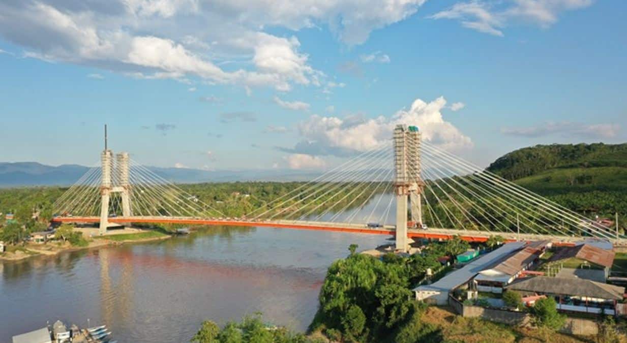 CONSTRUCCIÓN