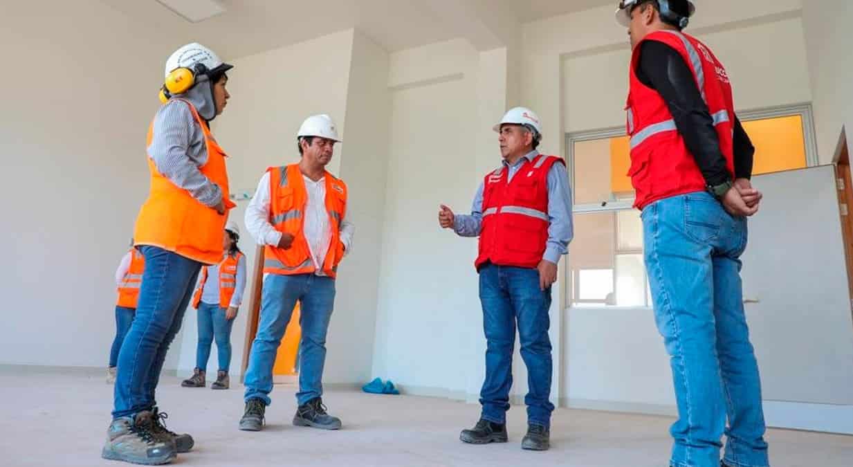 Obras beneficiarán a más de 7 mil alumnos de la región.