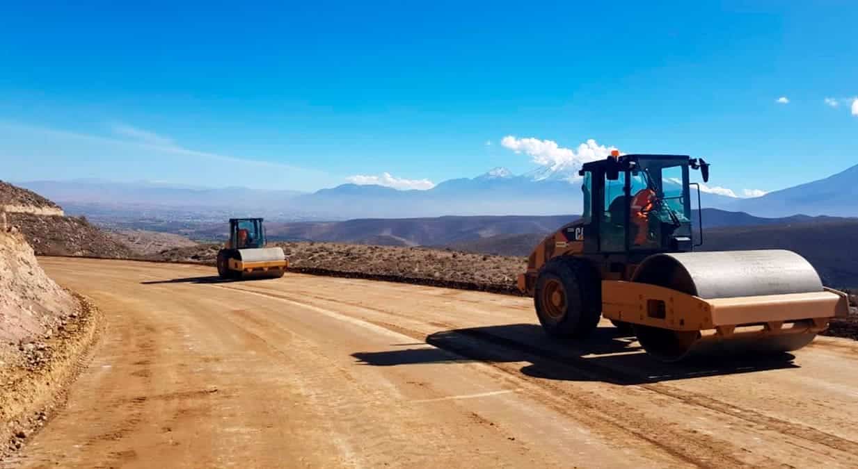 La vía facilitará el tránsito de productos agrícolas y ganado camélido en la provincia de La Unión.