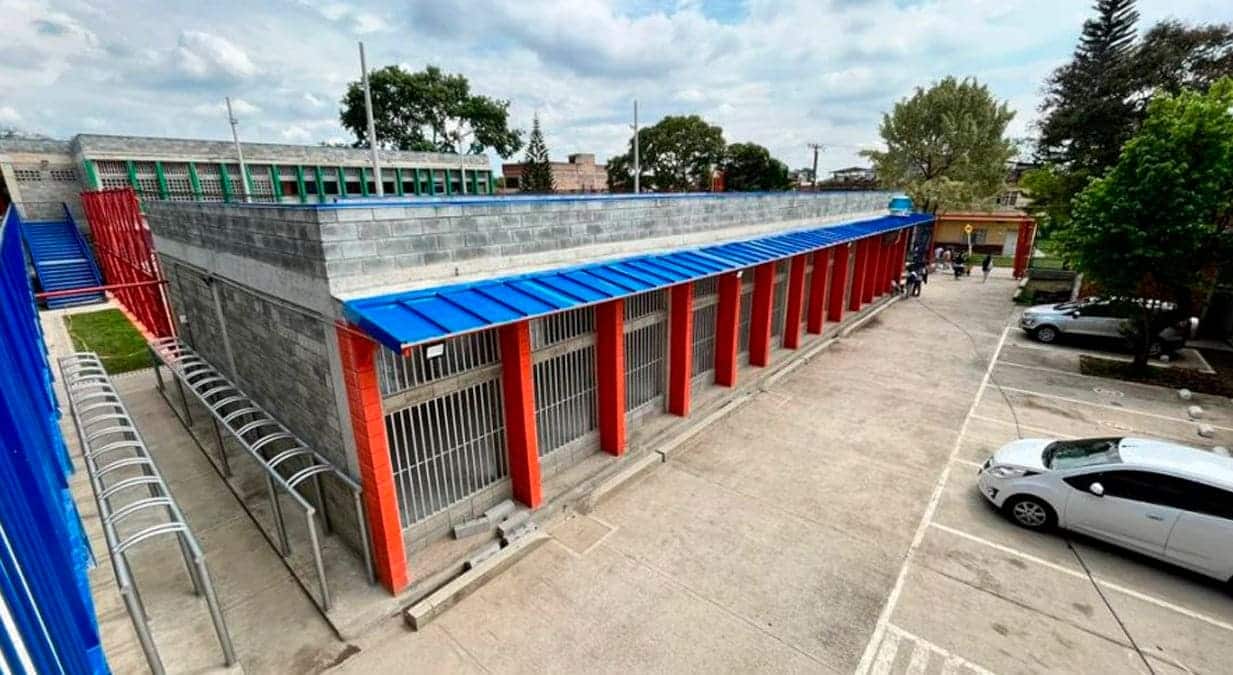 En este periodo, el Fondo de Financiamiento de la Infraestructura Educativa (FFIE) ha entregado 258 aulas nuevas para colegios públicos que albergarán a 15.211 estudiantes.