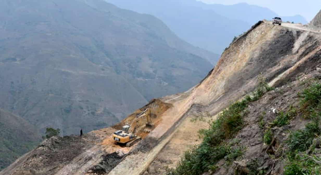 Trabajos involucran 12 tramos con una extensión total de 421 kilómetros.