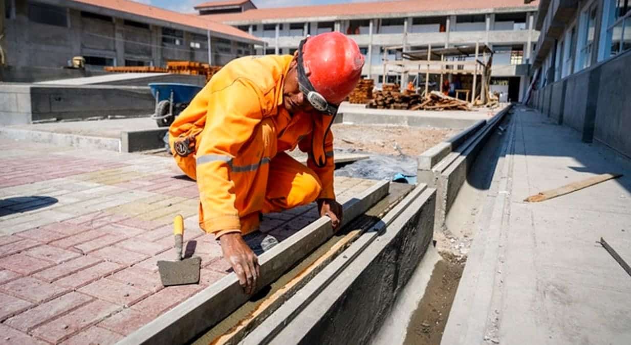 Aprueban Norma Técnica para ejecutar acciones urgentes para la continuidad del servicio educativo en colegios afectados por lluvias en Lambayeque, Piura y Tumbes.