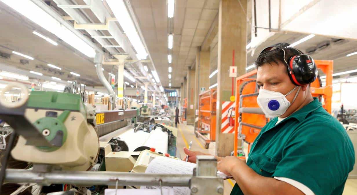 Empleo formal a nivel nacional aumentó 4.4% en noviembre de 2022