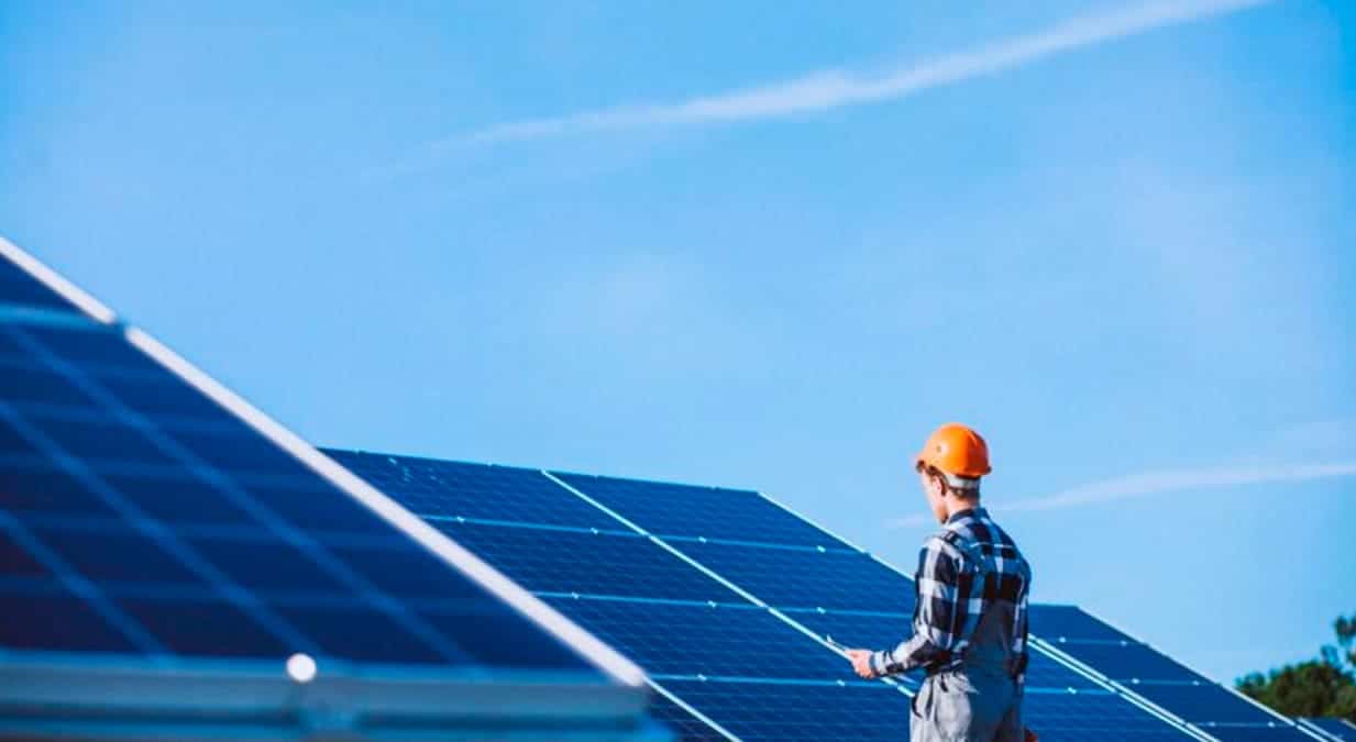 Chile: Invertirán US$ 148 millones en construcción de dos parques solares