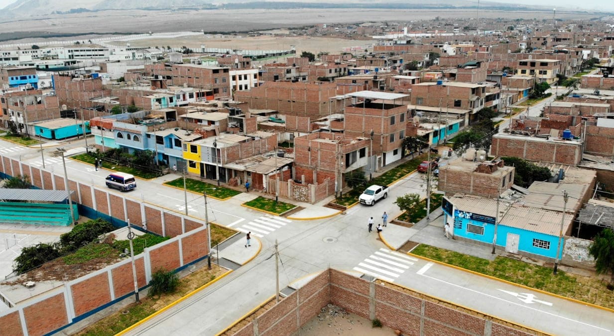 La Libertad: Construyen pistas y veredas en beneficio de cuatro mil habitantes