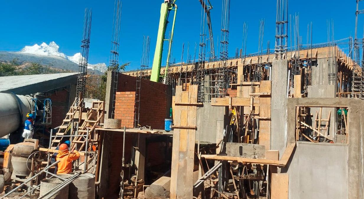 Autoridad para la Reconstrucción con Cambios financia obras en Pueblo Libre, Anta y Mancos.