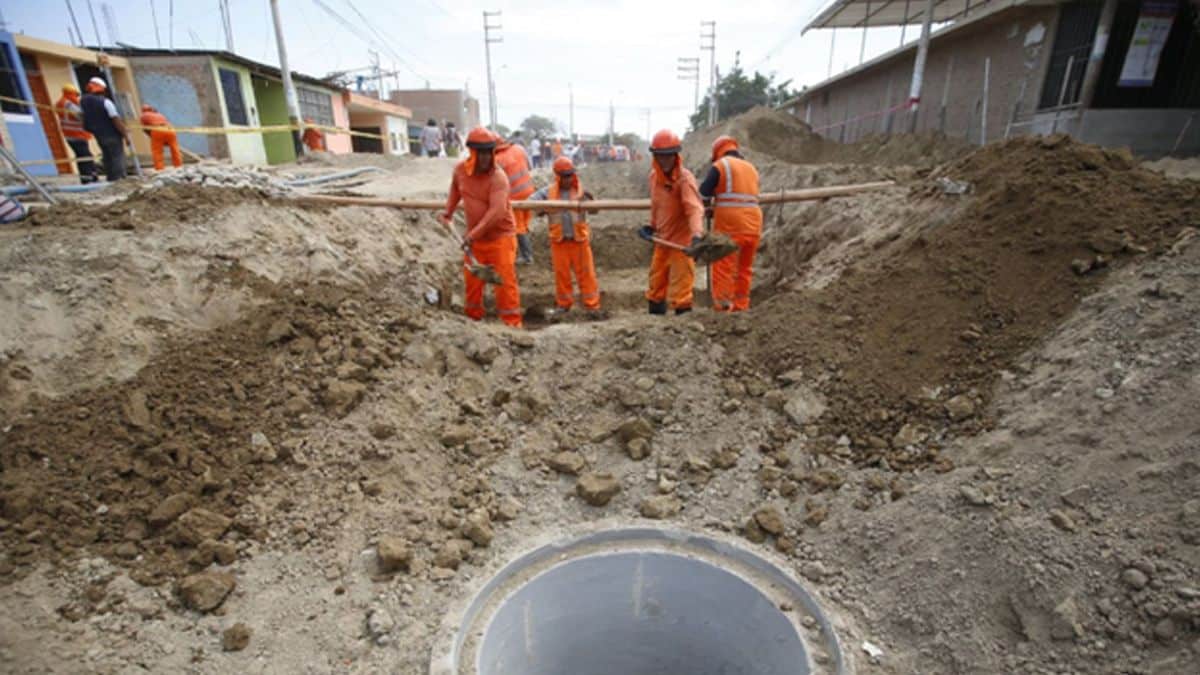 MEF transfiere S/ 18.7 millones para financiar 12 intervenciones de reconstrucción