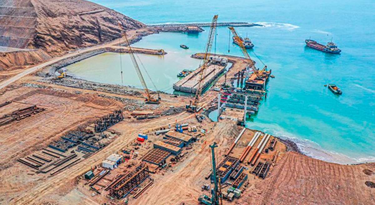 La construcción del puerto de Chancay y el desarrollo del proyecto para la nueva carretera Central consolidarán a la región Junín como el hub de la macrorregión central del país con condiciones más competitivas y con mejor proyección al comercio internacional.
