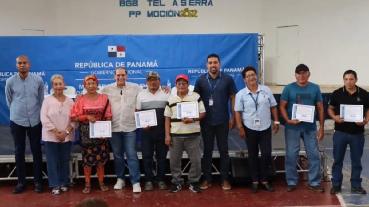 Familias beneficiarias vivienda