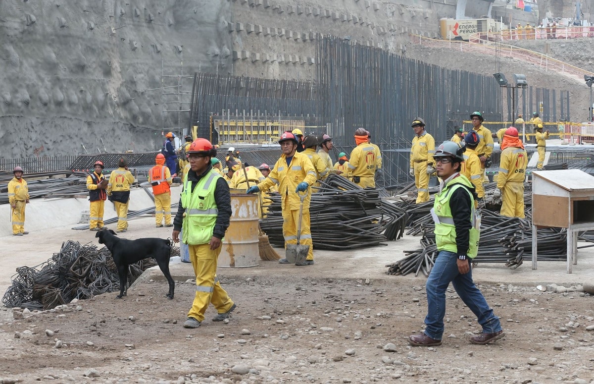 Con el sector construcción a la cabeza, población ocupada en Lima aumentó 12.4 % en trimestre febrero-marzo-abril