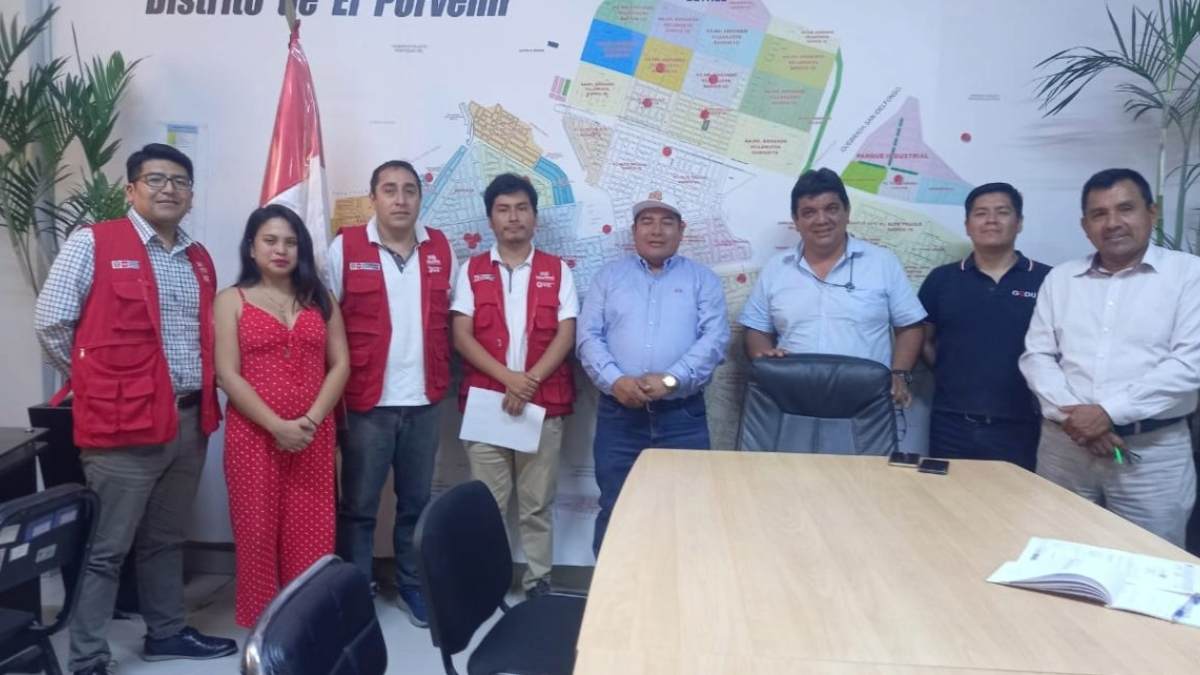 Trujillo: Cambian alcantarillado de 20 mil familias en El Porvenir