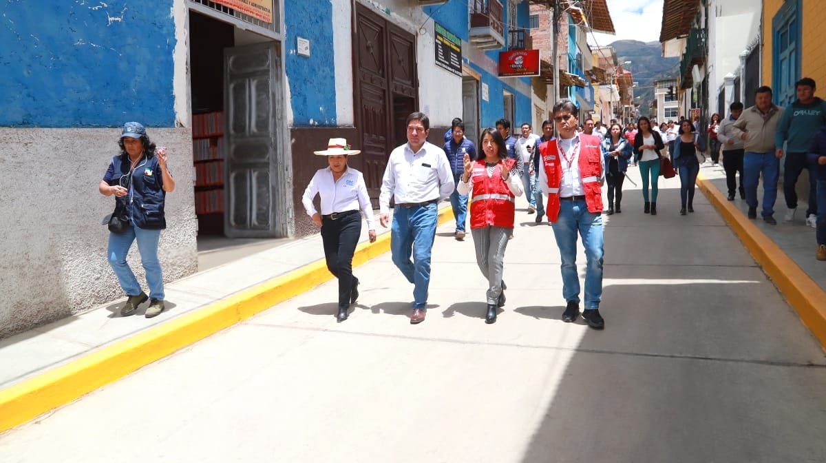 ARCC concluye 1,775 intervenciones en pistas y veredas en 12 regiones