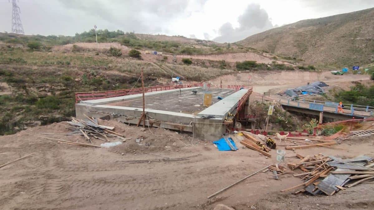Puente Tusuna