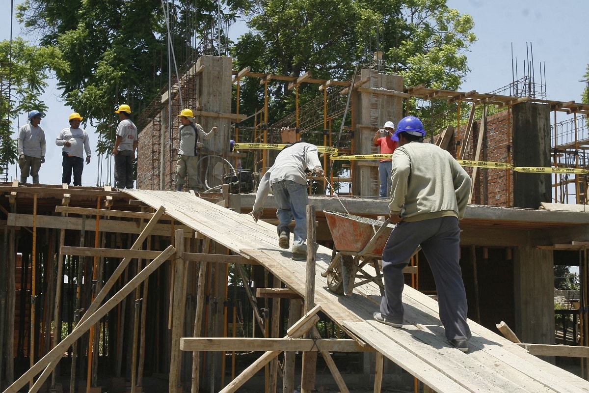 Asocem: Consumo nacional de cemento creció 9.8% en julio, su mayor tasa en último año
