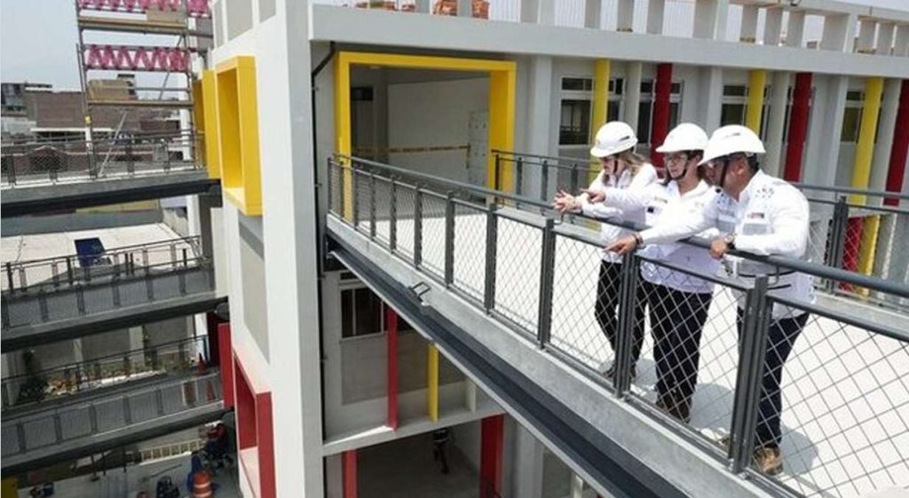 Inspección de avance en colegios