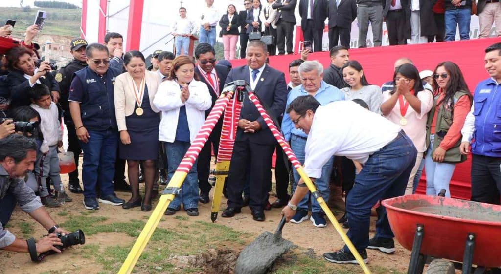 Construcción de hospital en La Libertad
