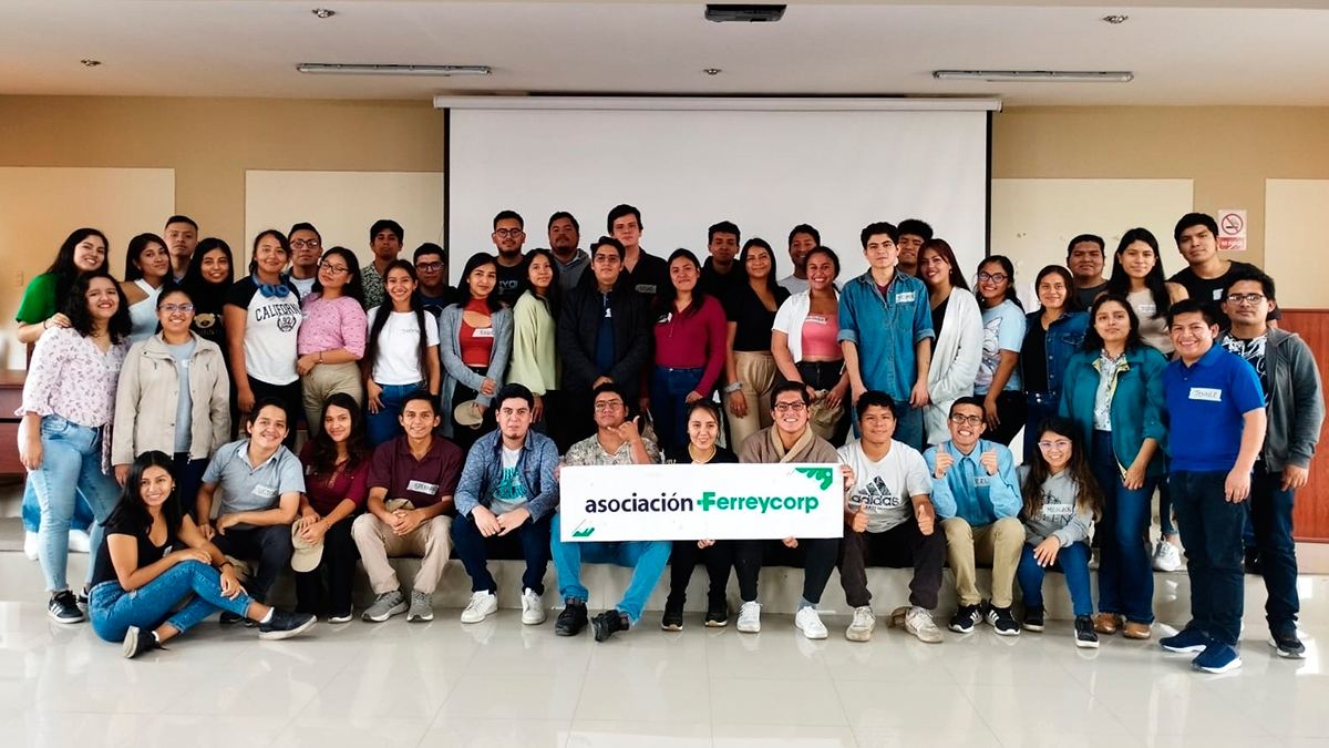 Asociación Ferreycorp bate récord en alcance de jóvenes capacitados en programas presenciales