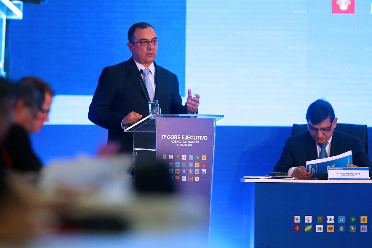 Ministro Oliva: “Es necesario que el país crezca más aumentando la competitividad”