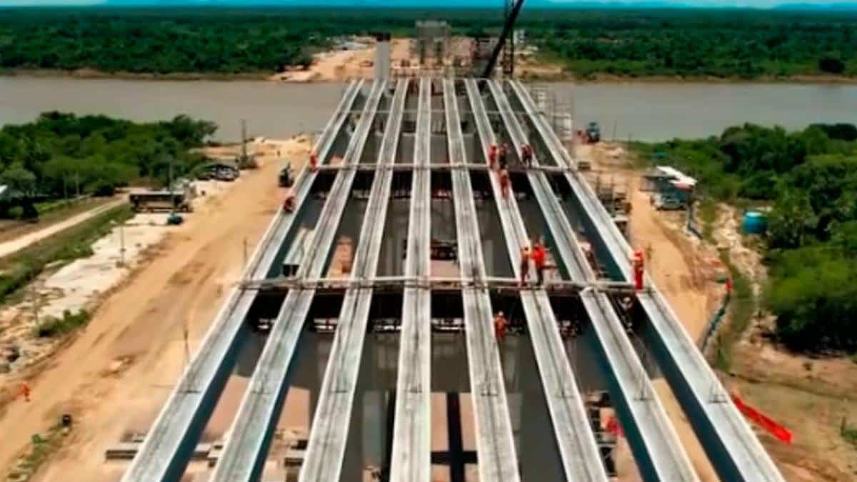 Paraguay: Puente Bioceánica registra avance del 43,6%
