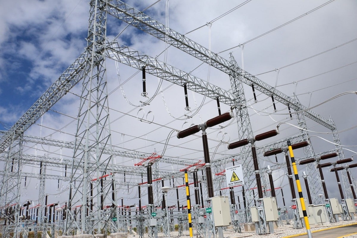 Emiten norma para desarrollar inversiones en infraestructura de transmisión eléctrica