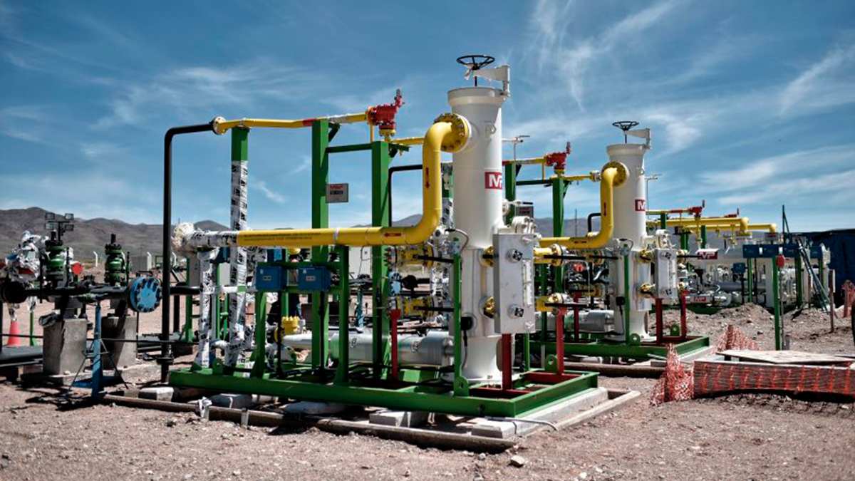 Argentina: Construyen planta compresora de gas en río Las Burras