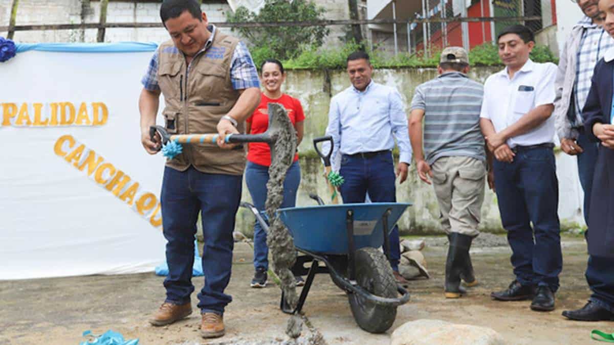 construcción de colegio