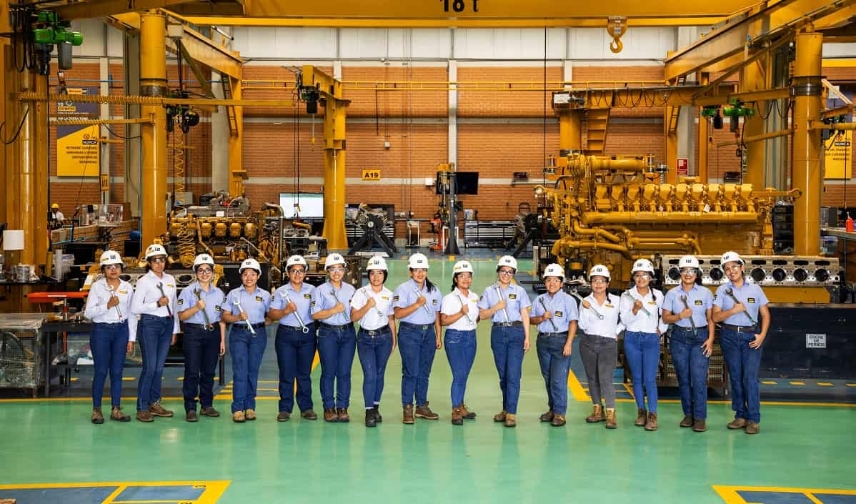 Ferreyros eleva en 80% su equipo de mujeres en últimos tres años