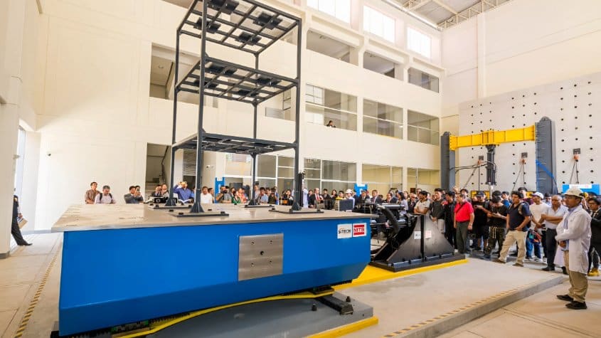 laboratorios de estructuras y sismología
