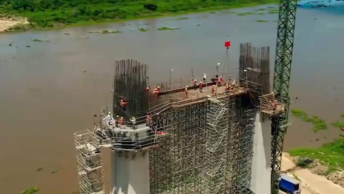 Paraguay: Puente de la Bioceánica registra avance del 45%