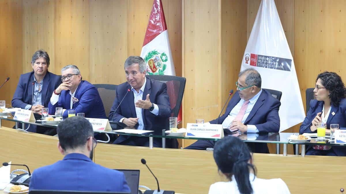 Formarán comisión especial para garantizar operaciones en el nuevo aeropuerto Jorge Chávez
