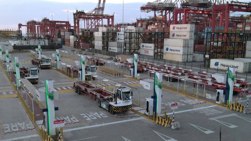 Instalan en Perú primera estación de carga eléctrica en terminal portuario