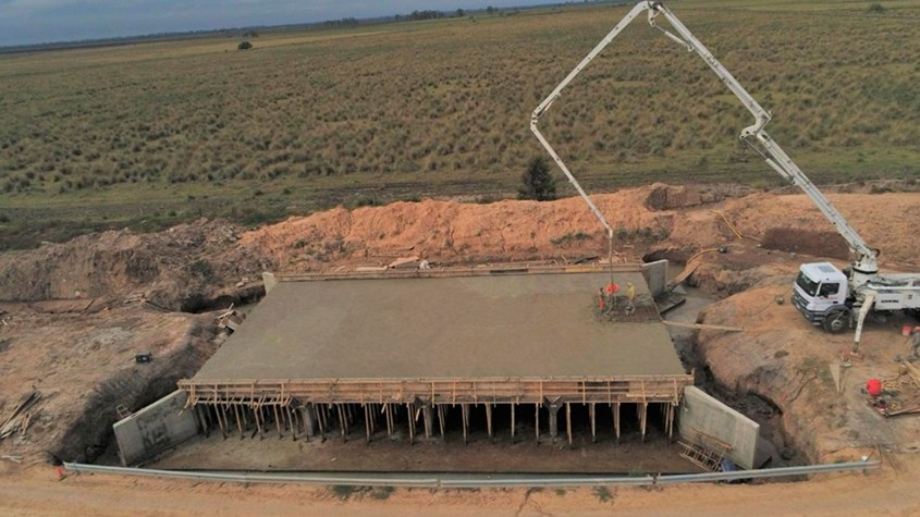 obra de canalización y alcantarillado
