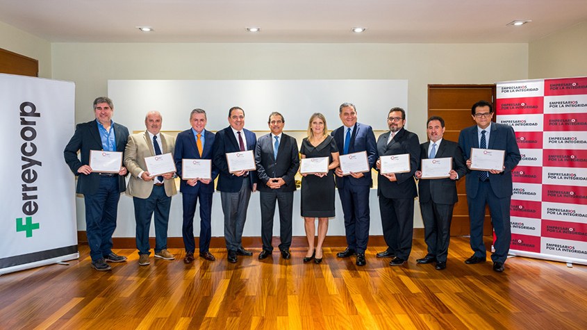 Ferreycorp y todas sus empresas reciben Certificación Antisoborno de Empresarios por la Integridad