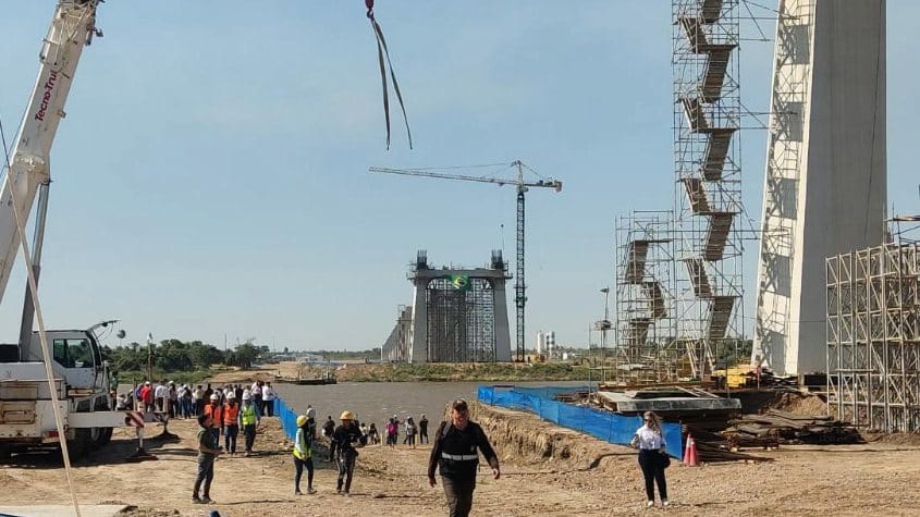 Paraguay: Puente de la Bioceánica presenta un avance del 70%