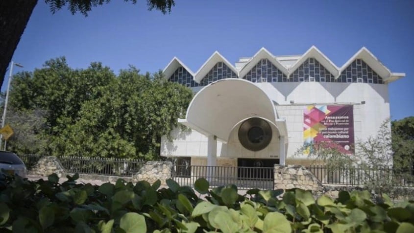 construcción del Teatro Amira