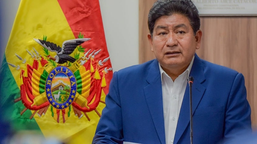 Bolivia: Gobierno presenta licitaciones para construcción de carretera y puente