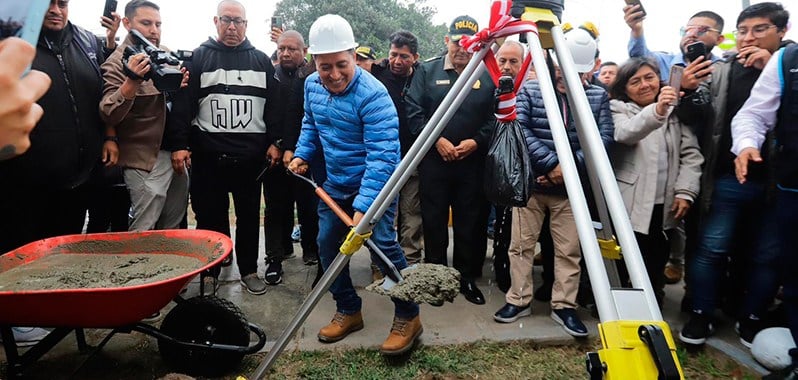 obras pistas y veredas