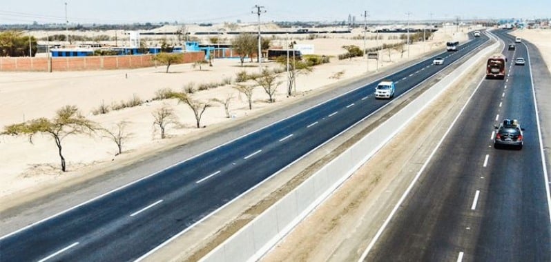 MTC suscribe adenda para ejecutar 21 nuevas obras en la carretera de Lima a Ica