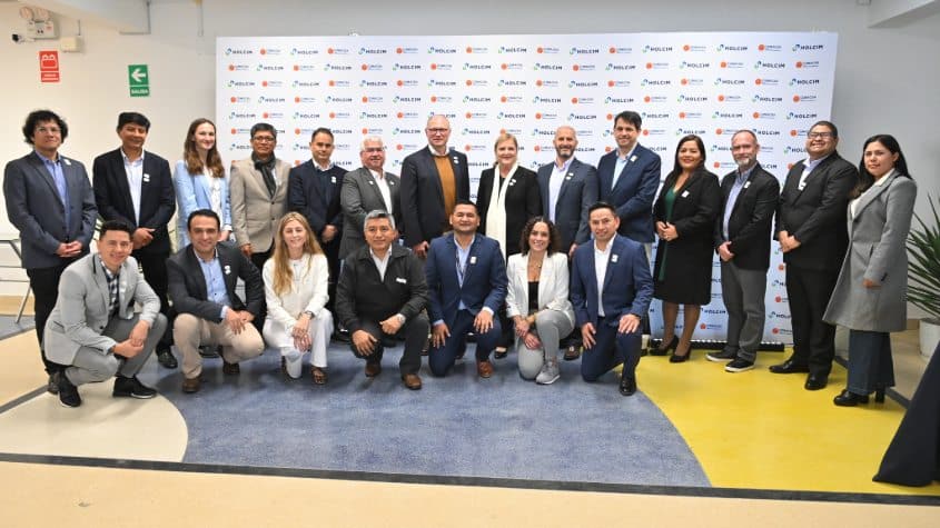 Holcim ingresa al mercado peruano con la adquisición de las empresas Comacsa y Mixercon