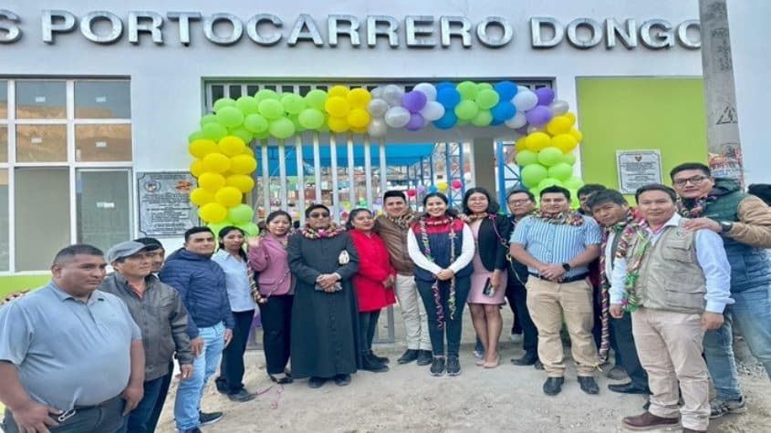 Entregan nueva infraestructura de IEI Carlos Portocarrero Dongo en Arequipa