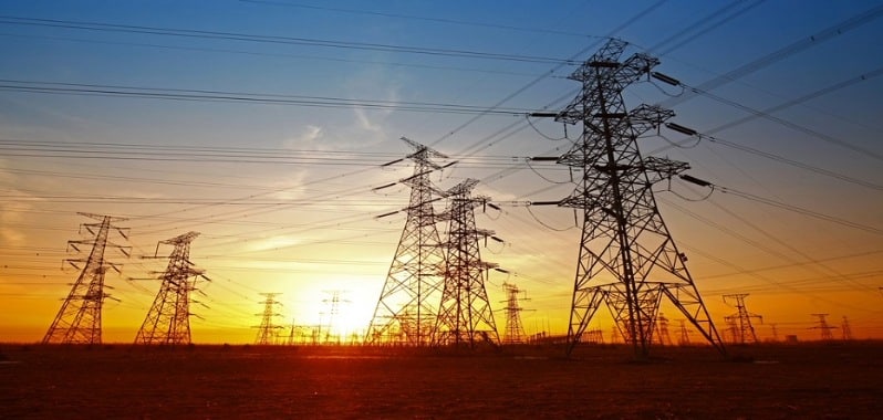 Firman contratos de tres proyectos eléctricos en Ica y Arequipa